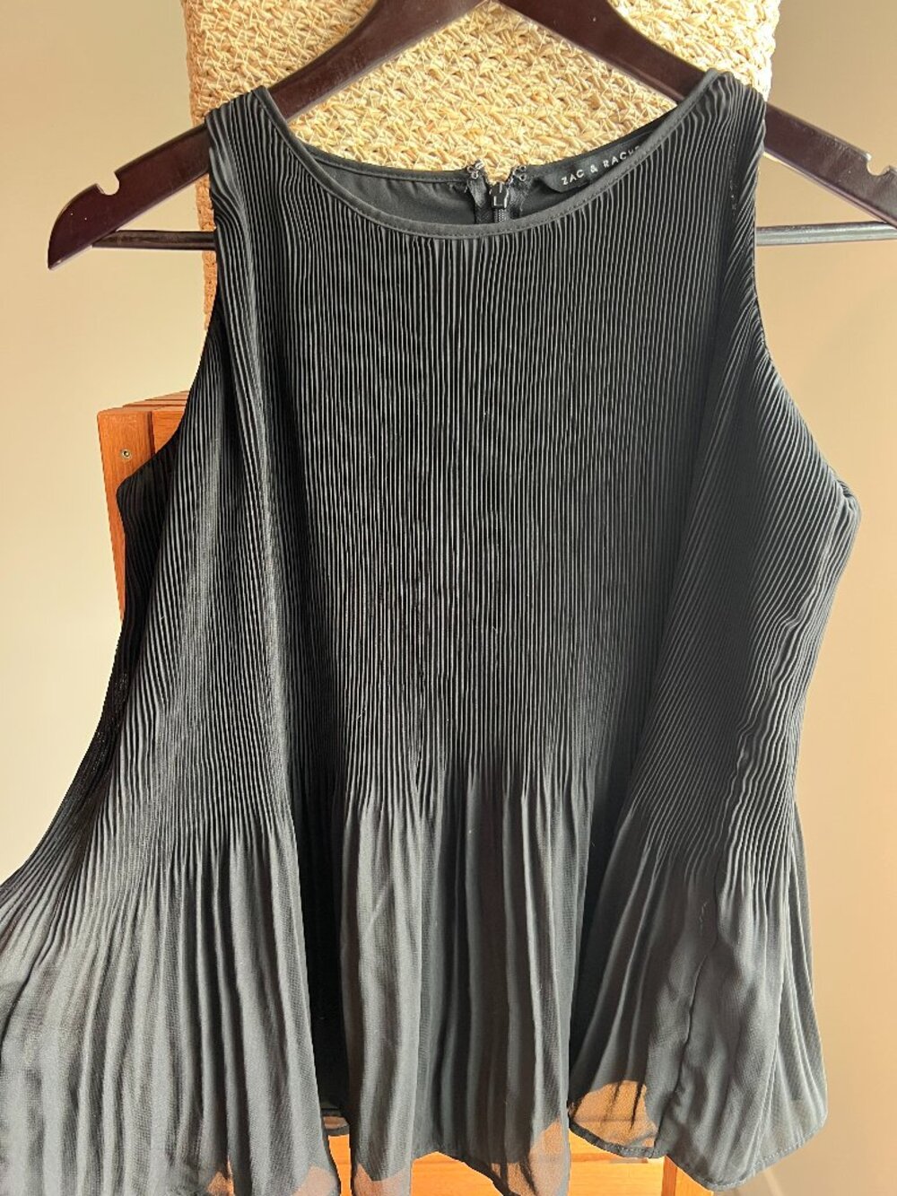 Zac and Rachel Black Sleeveless Accordion Blouse